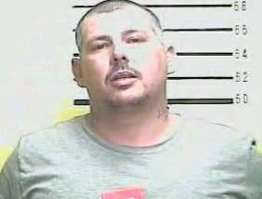 2 people in bell county ky facing child abuse charges