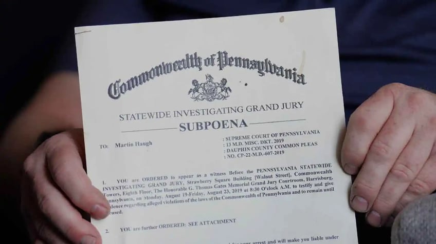 9 mannen met banden met jehovas getuigen aangeklaagd voor kindermisbruik in pennsylvania in de afgelopen maanden