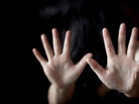 alipurduar basisschoolleraar gearresteerd wegens kindermisbruik