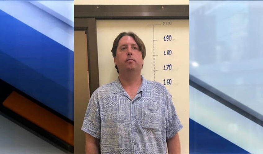 american lawyer deported to u s on charges of sexually abusing cambodian girls