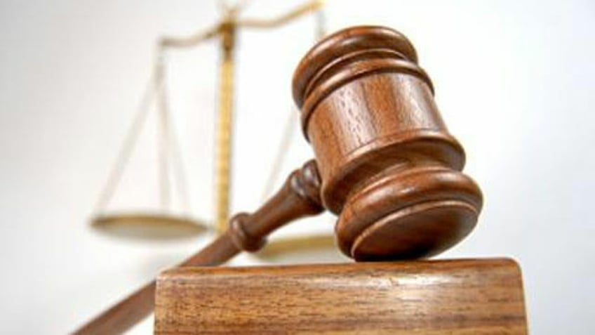 bakersfield man gets consecutive prison terms of 15 years to life in child molestation case