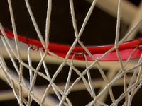 buiten de grenzen nbc 5 onderzoekt lokale coaches beschuldigd van misbruik van hun spelers