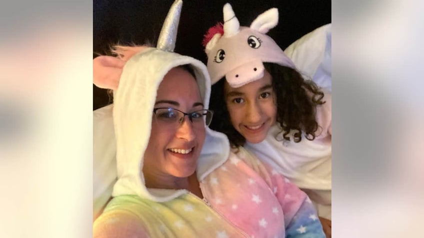 Felicia LoAlbo-Melendez and mom