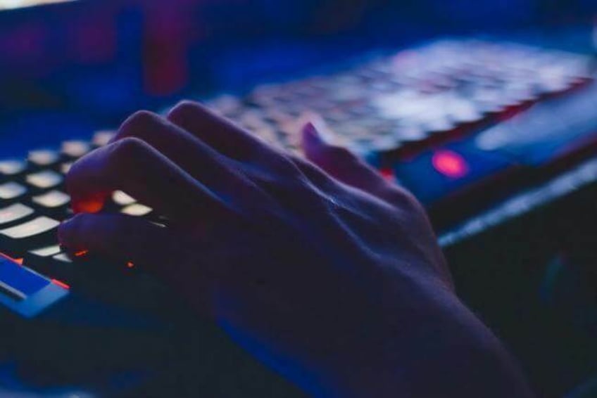 caerphilly paedophile shared cruel child abuse images