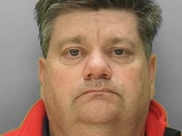 carl beech el mentiroso que hizo afirmaciones falsas sobre un anillo vip de abuso infantil se le ordeno pagar casi 24 000