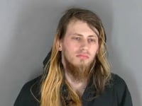 clinton twp padres se enfrentan a cargos de asesinato abuso infantil por la muerte de su hijo