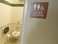 college van kinderartsen noemt transgender ideologie kindermishandeling