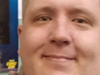 computerdeskundige betrapt met duizenden beelden van kindermisbruik tijdens bezoek aan ayrshire