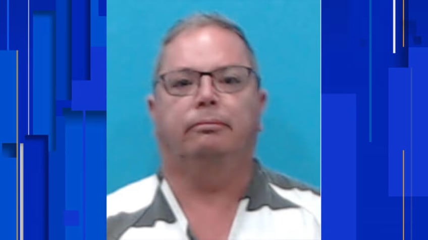 condenado a prision un hombre que abuso sexualmente de familiares y ninos de acogida durante anos segun el fiscal del condado de kendall