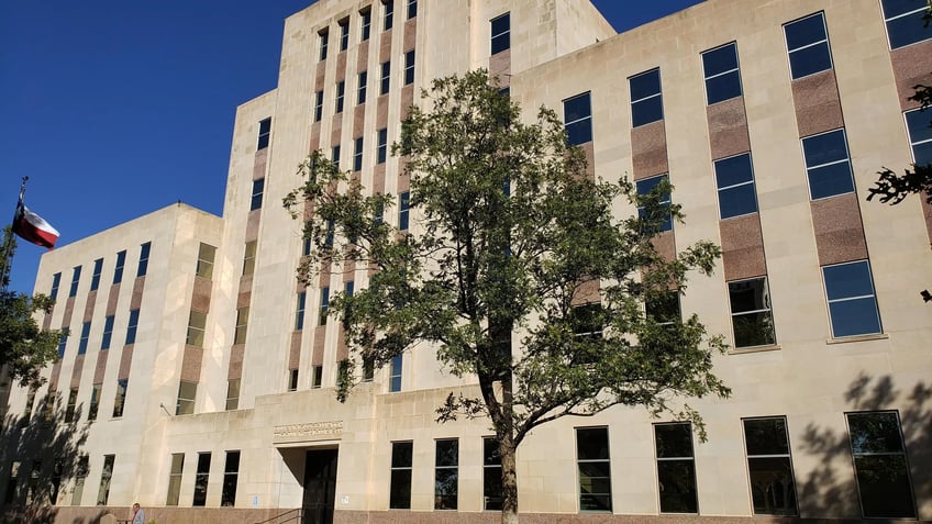 condenado un hombre a 10 anos de prision por abusar sexualmente de ninas