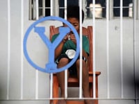 cynische internetproviders medeplichtig aan kindermisbruik door passiviteit