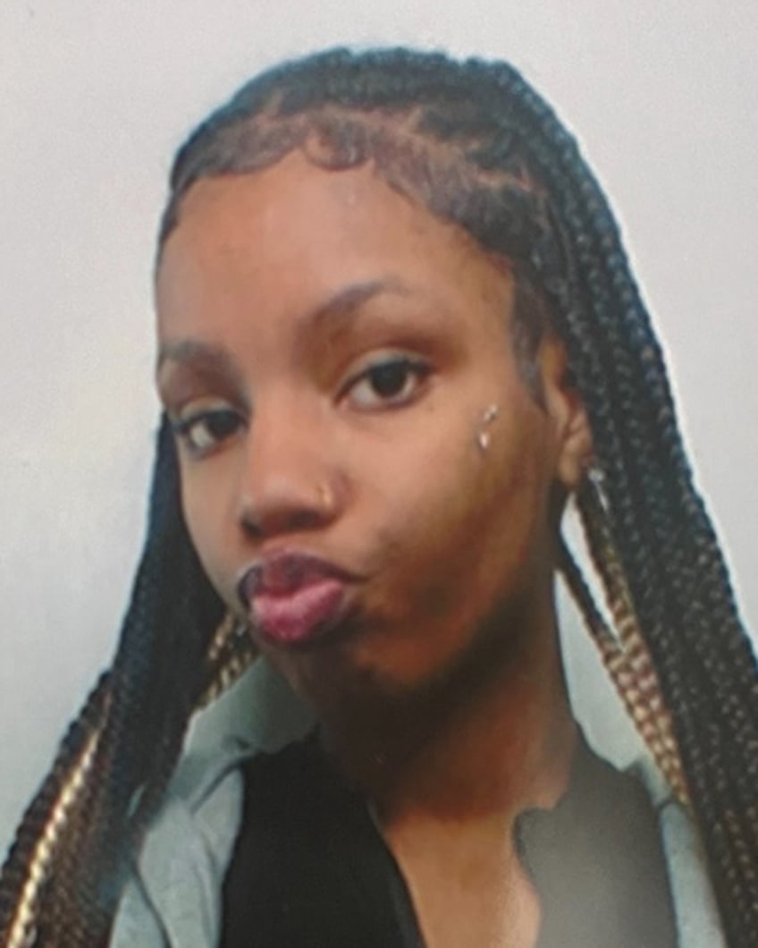 Dharielle Carpenter Missing Since Apr 12, 2025 From Mansfield, OH