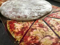 dood van twee franse kinderen in verband gebracht met diepvriespizza die ook in belgie wordt verkocht