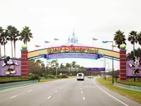 drie walt disney world werknemers gearresteerd in grote kinderseksoperatie in florida