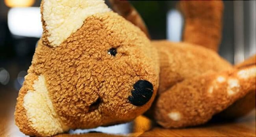 effect of spanking on kids brains similar to abuse