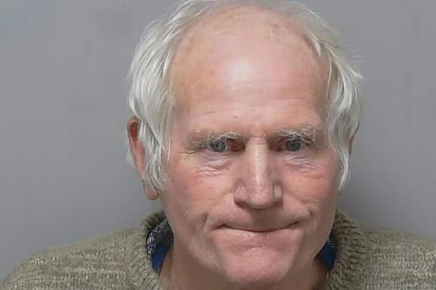 encarcelan a un hombre de 73 anos de gosport que abuso sexualmente de un nino durante cuatro anos