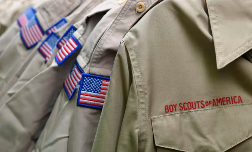ex macomb county boy scout leader charged with sexually abusing 2 children
