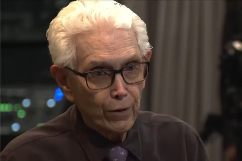 ex transgender man biden promoot geinstitutionaliseerde kindermishandeling