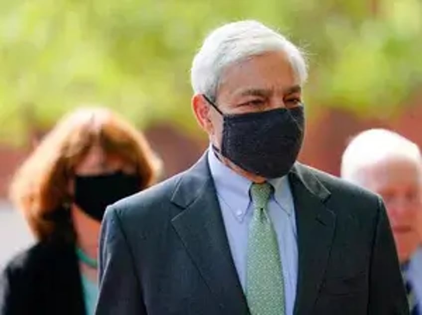former penn state president to serve jail time in jerry sandusky child abuse scandal