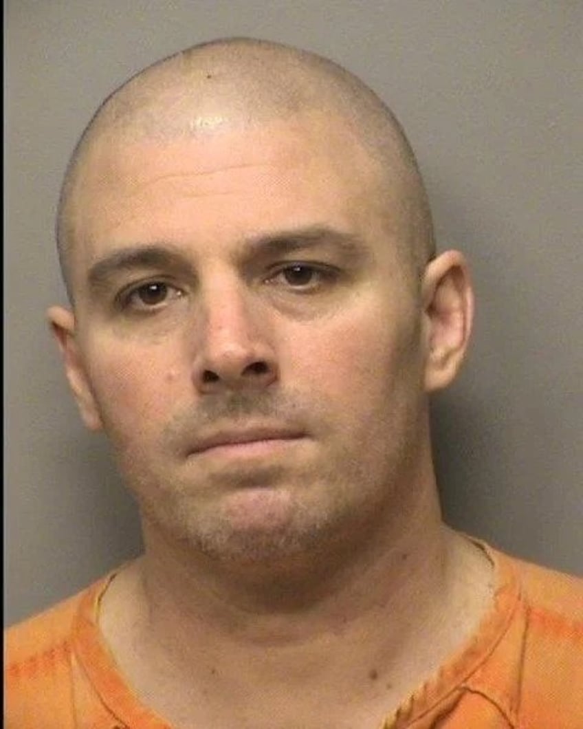 former porter county cop seeking to move child abuse case out of county