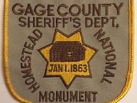 gage county deputies onderzoeken kinderwelzijn arresteren drie volwassenen