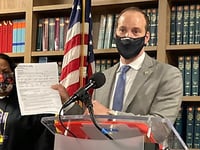 gebruik van dna uit verkrachtingsuitrusting voor onderzoek naar andere misdrijven schokt amerikaanse aanklagers