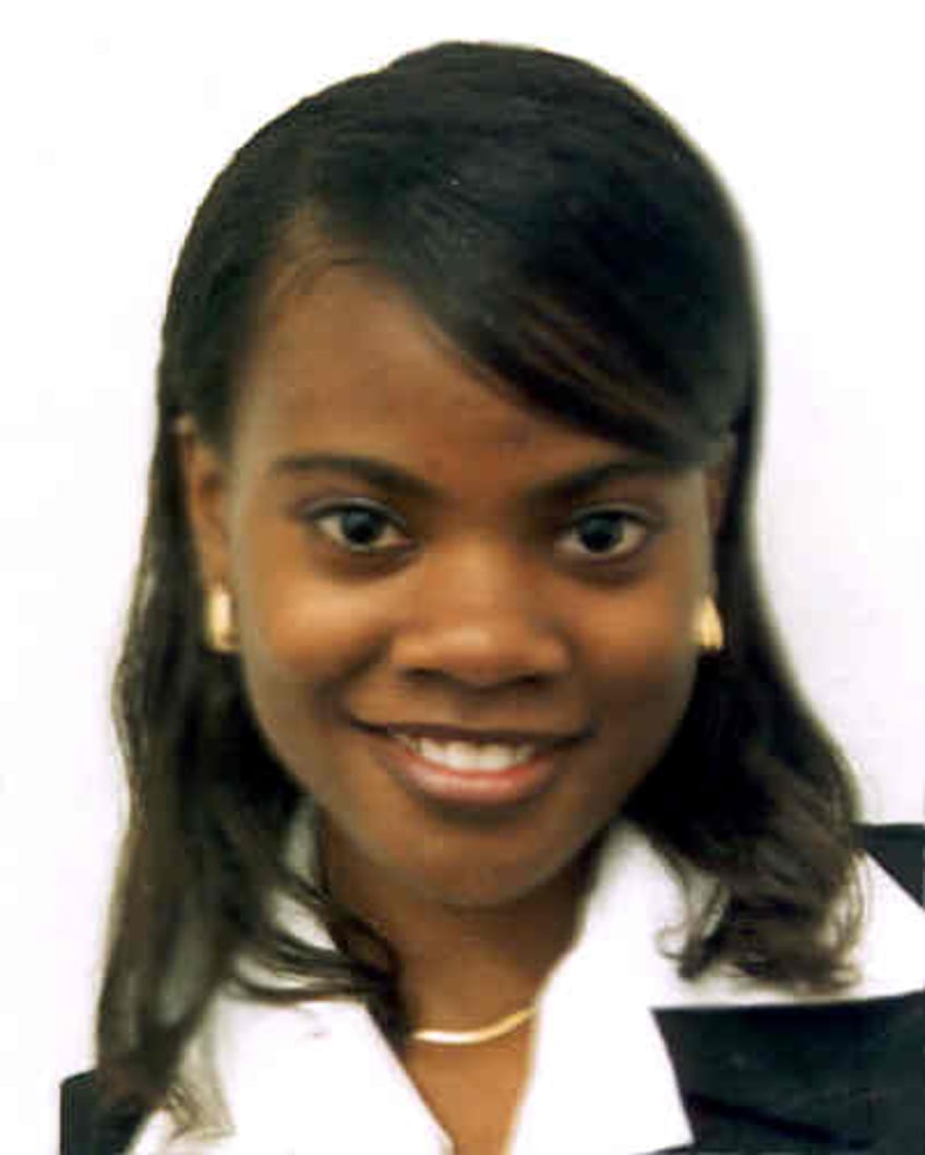 Genelle Bradford Desaparecida desde abr 27, 1999 en Pittsburgh, PA