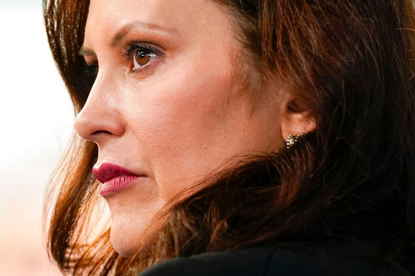 gov whitmer signs wyatts law creating statewide child abuse registry in michigan