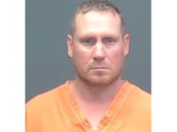 hombre de hooks texas acusado de repetidos abusos sexuales a una nina