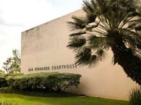 hombre no se opone a cargos de violencia domestica y abuso infantil