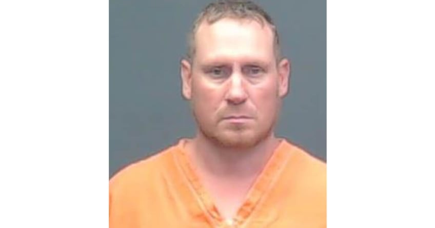 hooks texas man accused of repeated sexual abuse of girl