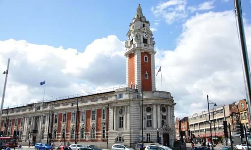 hundreds of children abused while in care of lambeth council inquiry finds
