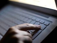 informe advierte sobre material de abuso sexual infantil impulsado por imagenes producidas por ninos