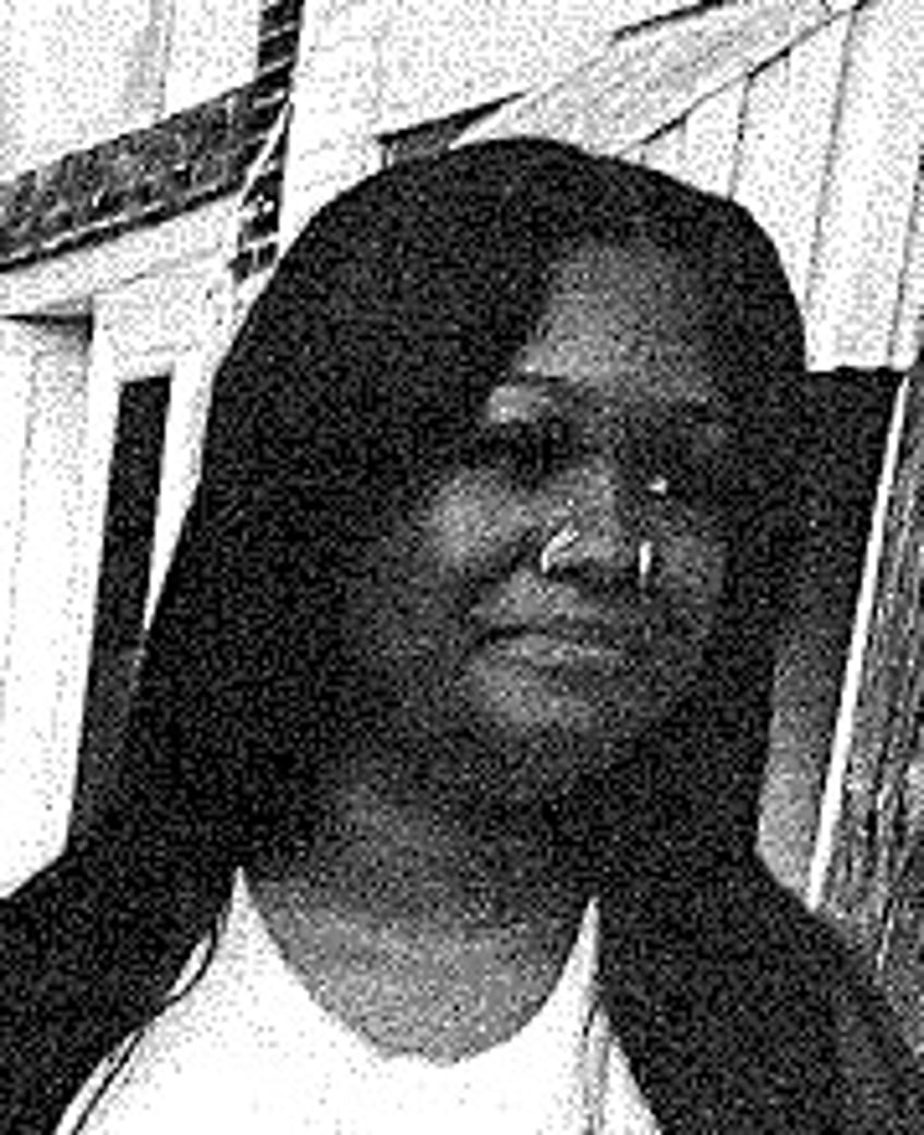 Jewel Redmond пропала без вести апр 09, 2025 в Hampton, VA
