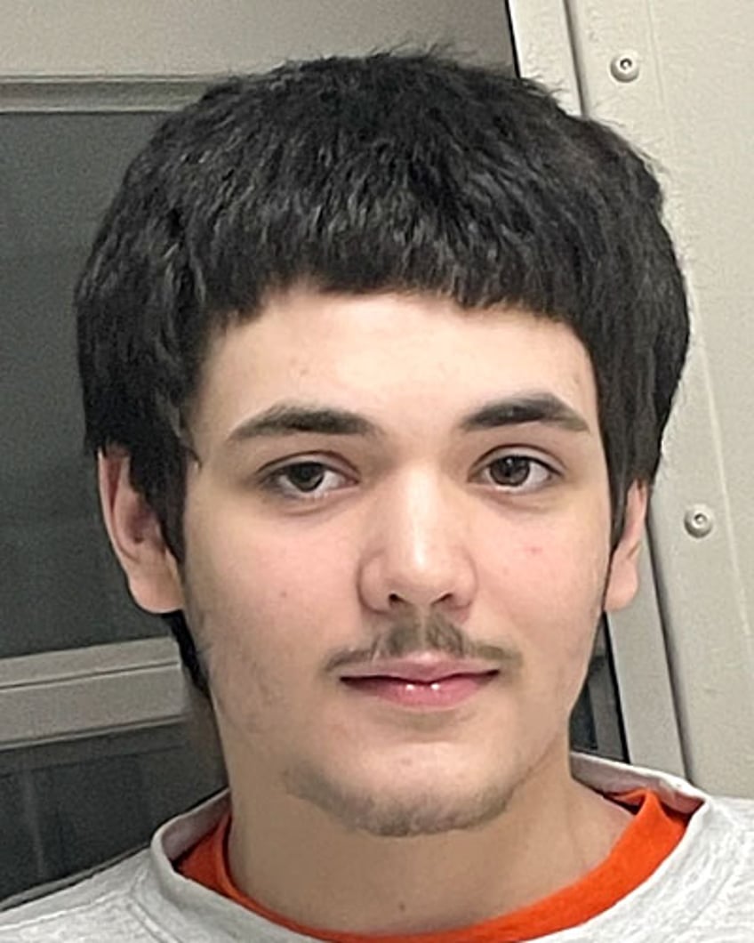 Jullien Lopez vermist sinds mrt 28, 2025 van Wenatchee, WA