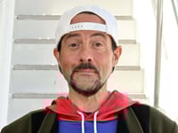 kevin smith bracht een maand door in een behandelcentrum voor seksueel kindermisbruik en gewichtsschaamte