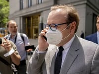 kevin spacey moet rechtszaak over seksueel misbruik in new york voeren rechter zegt