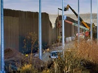 los republicanos exigen respuestas sobre las acusaciones de abusos en un centro de menores migrantes de texas