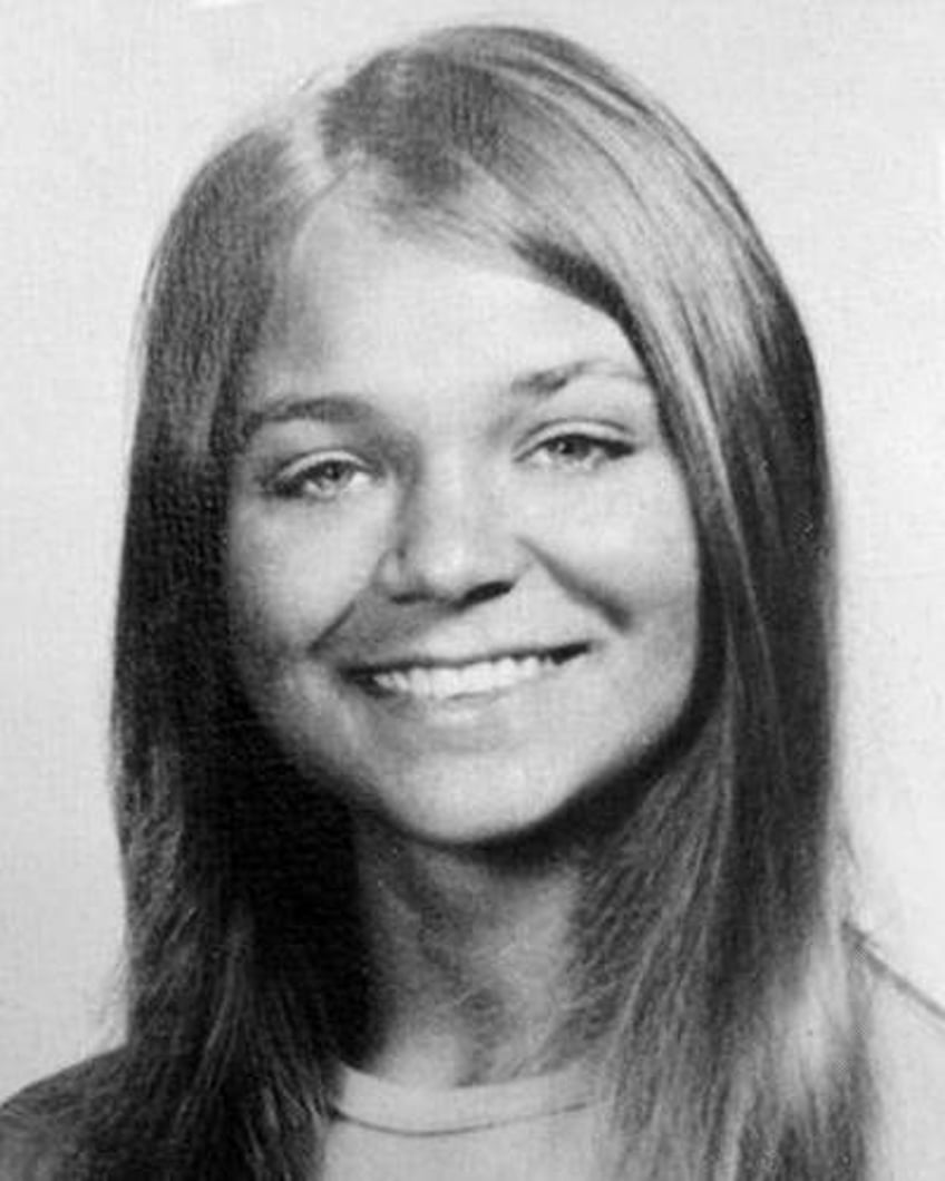 Lynne Schulze Missing Since Dec 10, 1971 From Middlebury, VT