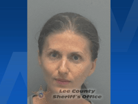 madre de cape coral en la corte el miercoles acusado de matar de hambre a su hijo