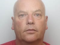man seroordeeld na reis naar wiltshire voor seksueel misbruik van kinderen