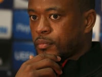 manchester united ster patrice evra onthult vermeend kindermisbruik in aankomende autobiografie i love this game