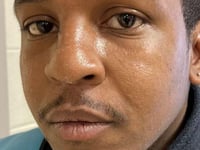mans attempt to kidnap child from school bus stop thwarted by group of kids police