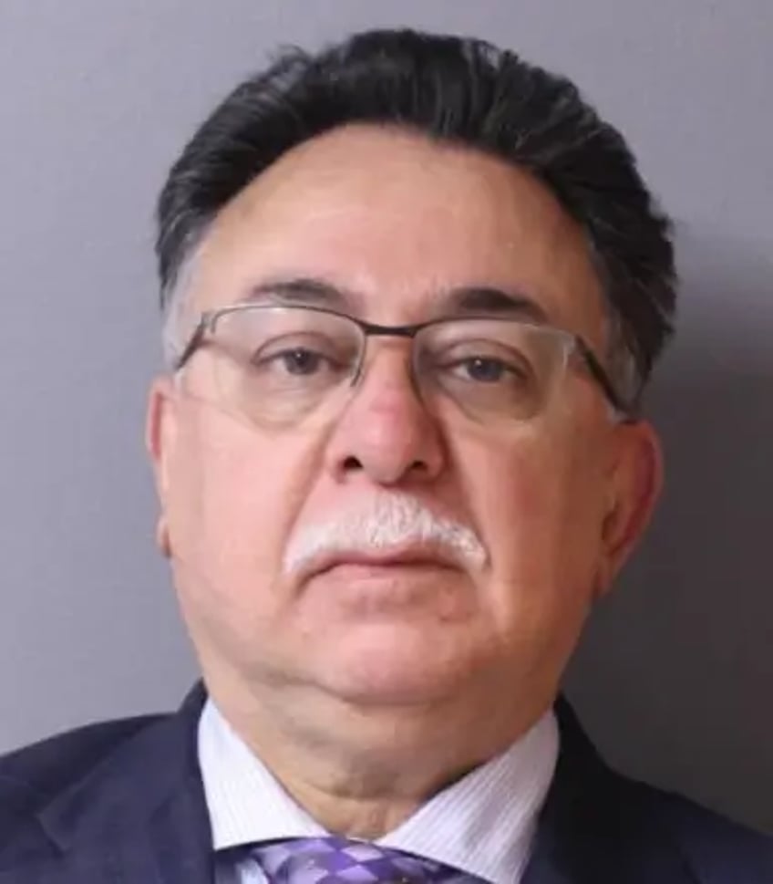 medico pediatra en hudson y catskill residente en red hook detenido por abuso sexual y otros cargos