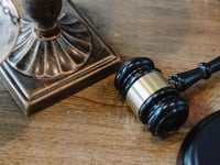 newburgh man veroordeeld tot gevangenisstraf voor bezit van materiaal voor kindermisbruik