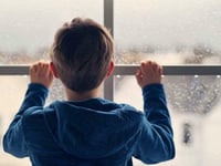 nspcc hulplijn voor kindermisbruik heeft recordaantal oproepen in pandemie