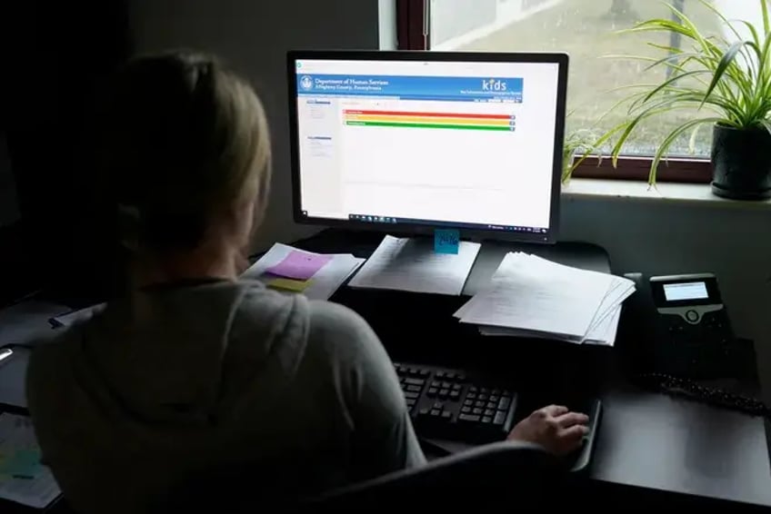 oregon laat controversieel algoritme vallen dat gebruikt wordt om onderzoek te starten in kindermishandelingszaken