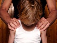 ouders zagen als slaaf behandelen van hun zoon 11 als een daad van liefde