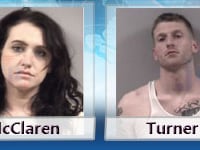 pareja del condado de johnston acusada de abuso de menores