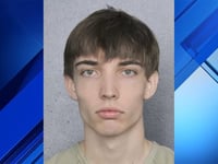 pembroke pines man beschuldigd van bezit van materiaal voor seksueel misbruik van kinderen